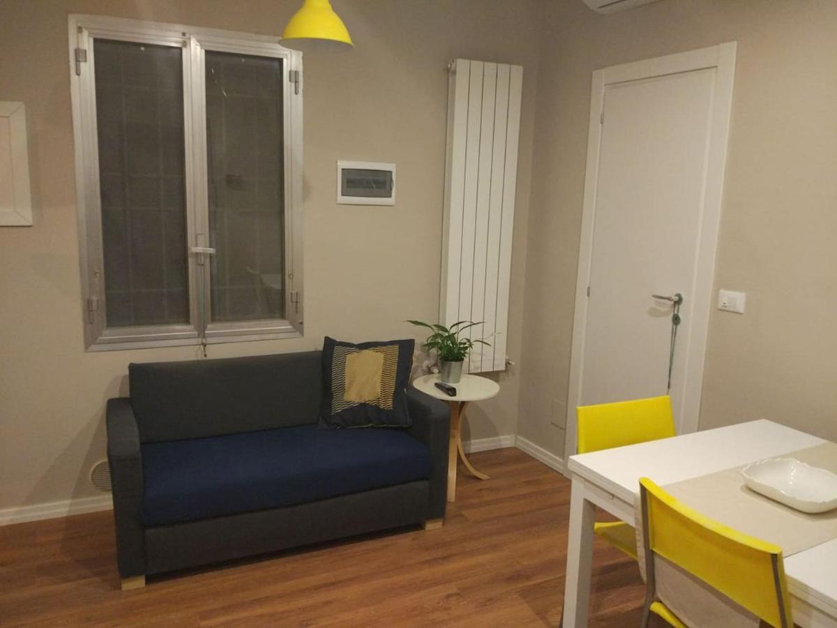Intero Bilocale Da Antonio - Free Wi-Fi Apartment Болоня Екстериор снимка